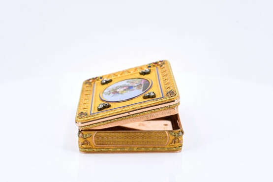 Hanau. Exquisite gold and enamel snuffbox set with old-cut diamonds and with dedication to William I Duke of Nassau - Foto 10