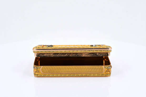 Hanau. Exquisite gold and enamel snuffbox set with old-cut diamonds and with dedication to William I Duke of Nassau - Foto 11