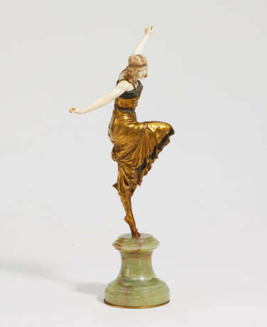 Paul Philippe. Ivory, bronze and green onyx figurine of a Russian dancer - фото 4