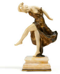 Ivory, bronze and onyx figurine of a young dancer