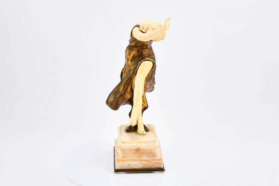 Antoine Orlandini. Ivory, bronze and onyx figurine of a young dancer - фото 5