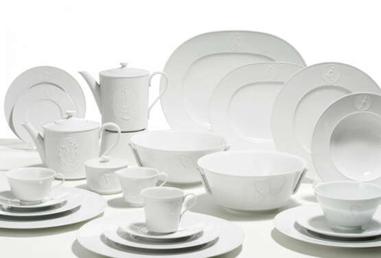 KPM. Large porcelain service "Arkadia" - photo 1
