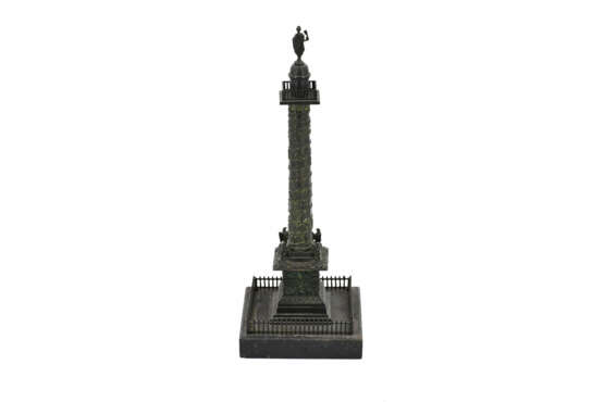Paris. Bronze Vendôm Column with Napoleon as commander - photo 4