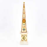 Italy. Marble obelisk with classicistic decor - фото 4