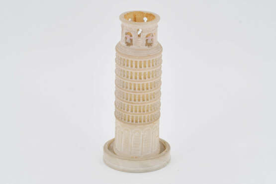 Alabaster model of the Leaning Tower of Pisa - фото 3