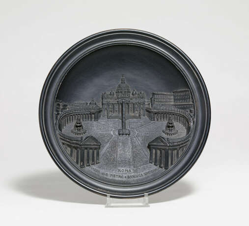 Hutschenreuther. Ceramic plate with depiction of Saint Peter's Square in relief - Foto 1