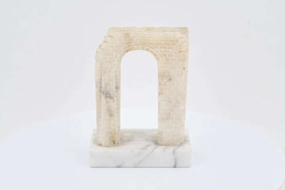 Italy. Alabaster model of the Nolan Gate in Pompeji - photo 2