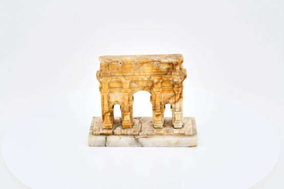 Italy. Small alabaster model of the Arch of Constantine in Rome - Foto 4