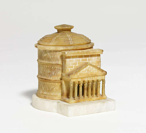 Rom. Small alabaster Pantheon with lid - photo 1