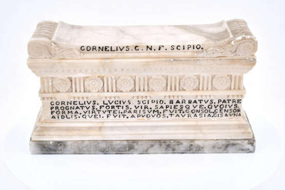 Italy. Alabaster Scipio sarcophagus - фото 2