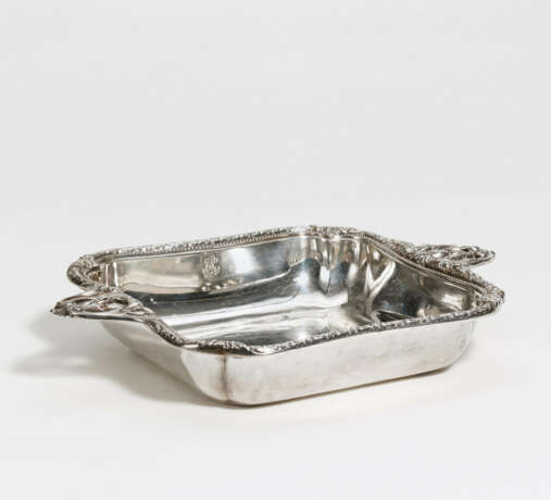 Paris. Rectangular silver serving bowl with side handles and laurel decor - photo 1