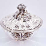 Paris. Lidded silver bowl with knob made of various vegetables - photo 3