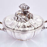 Paris. Lidded silver bowl with knob made of various vegetables - Foto 4