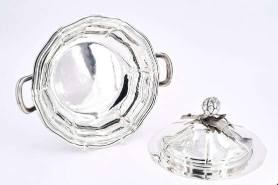 Paris. Flat lidded silver bowl with artichoke knob - photo 2
