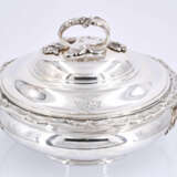 Paris. Lidded silver bowl with rocaille handle - фото 4