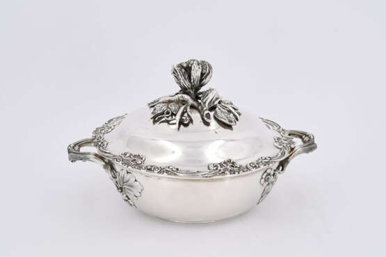 France. Lidded silver bowl with handle in the shape of a large cauliflower - фото 6