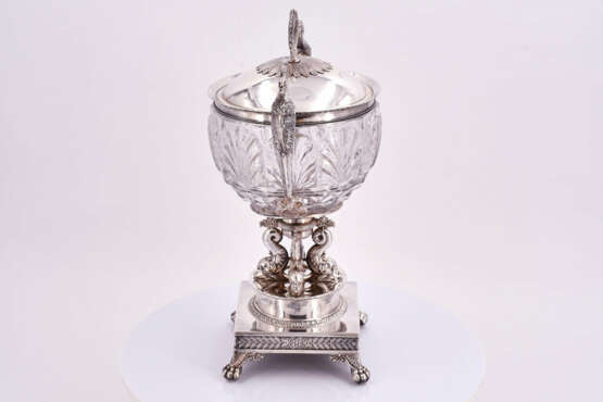 Paris. Empire silver and crystal glass bonbonniere with swan and dolphin decor - photo 3