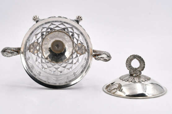 Paris. Empire silver and crystal glass bonbonniere with swan and dolphin decor - Foto 7