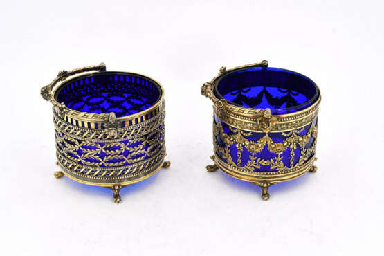 Paris. 2 gilt silver cake baskets with blue glass inserts - photo 3