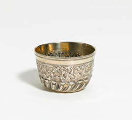 Silver beaker with tendril decor and residues of gilt interior