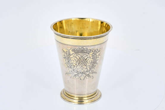 Riga. Conical, partially gilt silver beaker with gilt interior and engraved coat of arms of the von Stryk family - photo 6