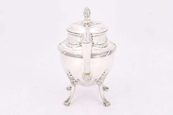 Bremen. Four Piece silver coffee and tea service with ribbon and festoon decor - photo 11