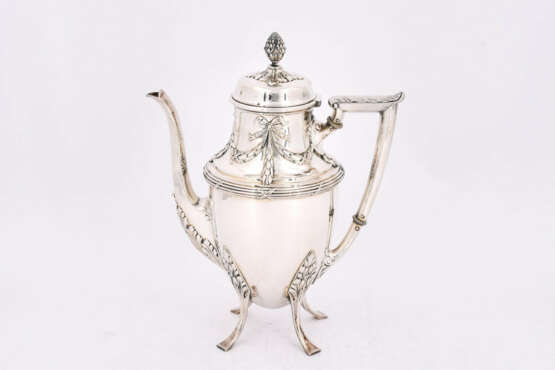 Bremen. Four Piece silver coffee and tea service with ribbon and festoon decor - photo 26