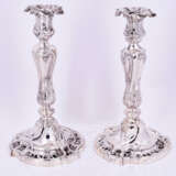 Paris. Pair of large silver candlesticks with finely open-worked foot - Foto 4