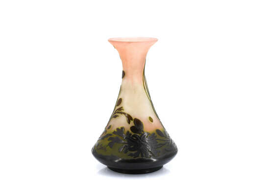 Emile Gallé. Bulbous glass vase with algae and starfish - photo 4