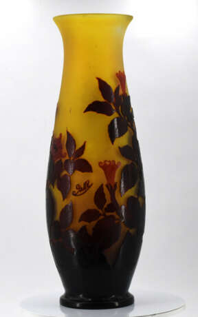 Emile Gallé. Glass vase with floral decor - Foto 5