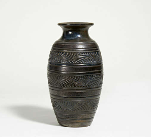 Joseph Mougin. Ceramic vase "Feathers" - photo 1