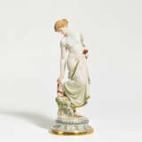 Meissen. Female porcelain nude "After the Bath" - photo 1