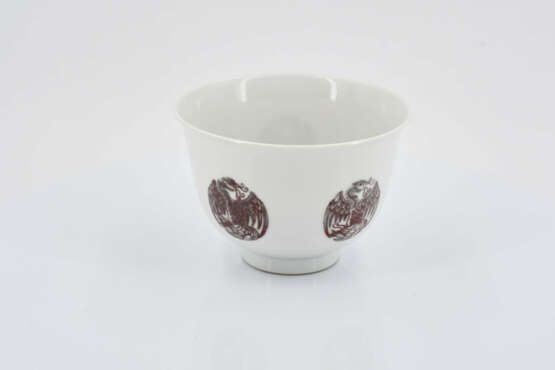 Cup with phoenix medallions - photo 4