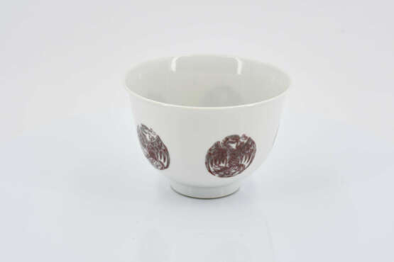Cup with phoenix medallions - photo 5