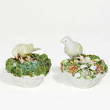 Meissen. Two porcelain bird nests with freshly hatched chicks - photo 1