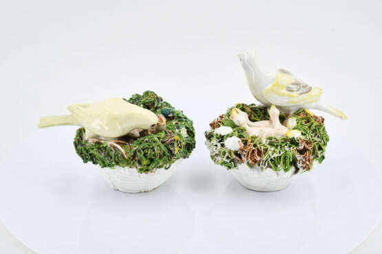 Meissen. Two porcelain bird nests with freshly hatched chicks - Foto 6