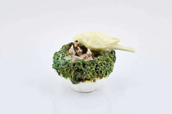 Meissen. Two porcelain bird nests with freshly hatched chicks - Foto 7