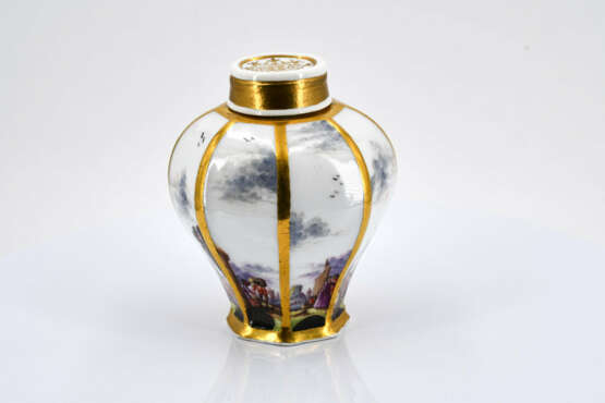 Meissen. Octagonal porcelain tea caddy with merchant navy scenes - photo 4
