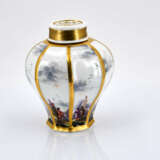Meissen. Octagonal porcelain tea caddy with merchant navy scenes - photo 5