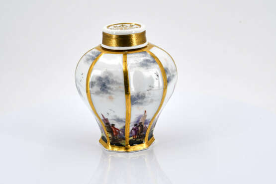 Meissen. Octagonal porcelain tea caddy with merchant navy scenes - photo 5