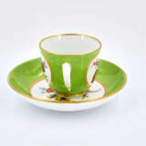 Meissen. Porcelain solitaire with apple green fond and reserves with flowers - photo 13