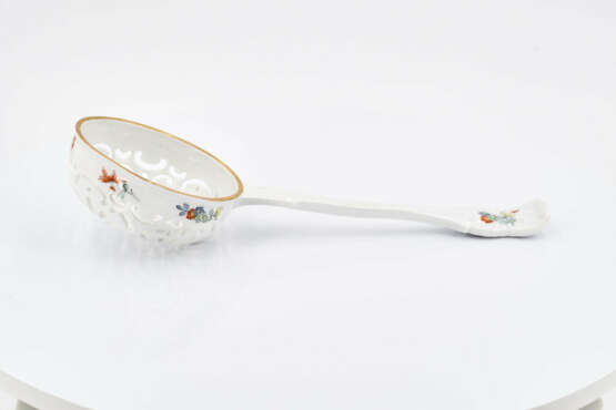 Meissen. Porcelain spreading spoon with Kakiemon decor - photo 4