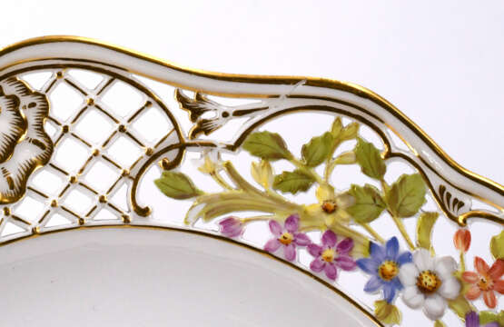 Meissen. Porcelain plate with flower bouquet - фото 4