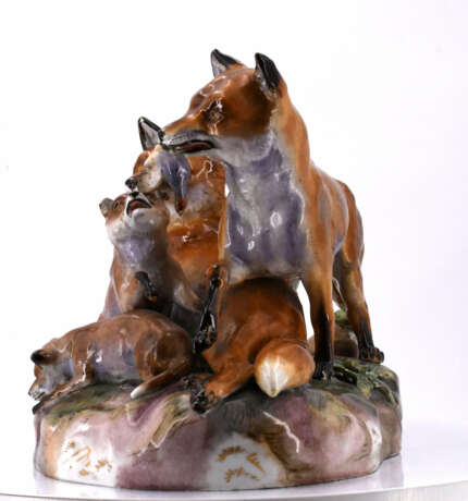 Meissen. Porcelain figurine of a fox family - photo 9