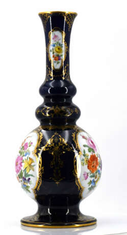 Meissen. Porcelain vase with flower bouquets and landscape - photo 4