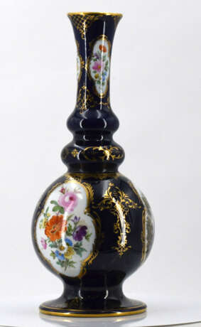 Meissen. Porcelain vase with flower bouquets and landscape - photo 5