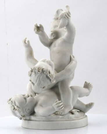 Sèvres. Bisque porcelain allegories of "Autumn" and "Spring" - photo 3