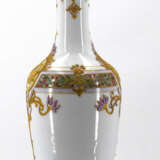 KPM. Small narrow-necked porcelain vase with relief decor - photo 5