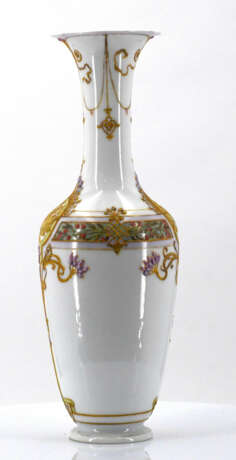 KPM. Small narrow-necked porcelain vase with relief decor - фото 5