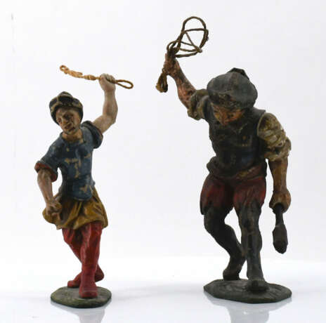 Southern German. Three wooden figurines "Flaggelation of Christ" - photo 4